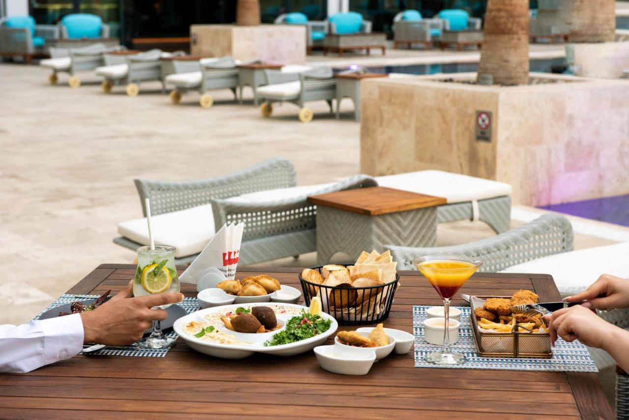 Swiss-Belsuites Admiral Juffair Manama Exterior foto